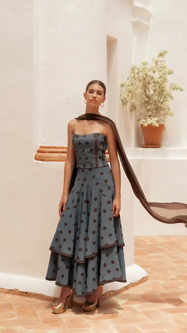 TOP CATALINA & FALDA PAULINE.
Estilo en dos piezas 🤎🤎✨
.
www.strena.es
.
Accesorios @capellina.es 
#newcollection  #invitadas  #nuevacolección  #invitadasboda