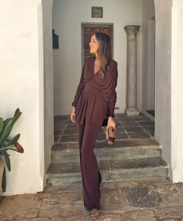 Invitadas ideales con colores de otoño.
Chocolate, caldera o gris, no sabríamos elegir nuestro favorito 💫🤎
.
www.strena.es
.
#invitadasdeboda  #invitadasdeotoño  #newcollection